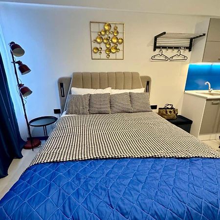 Voulis 45 Plaka Suite By Zeussuites Athen Eksteriør billede