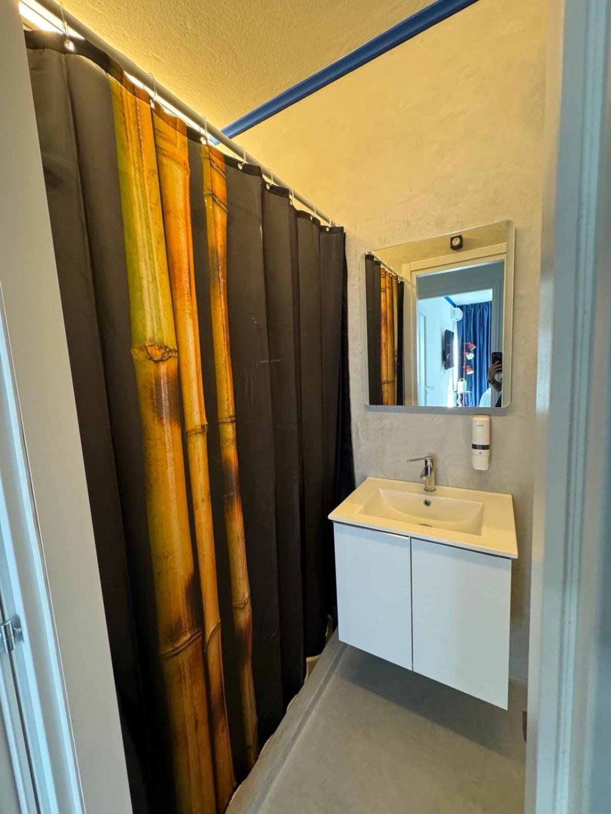 Voulis 45 Plaka Suite By Zeussuites Athen Eksteriør billede