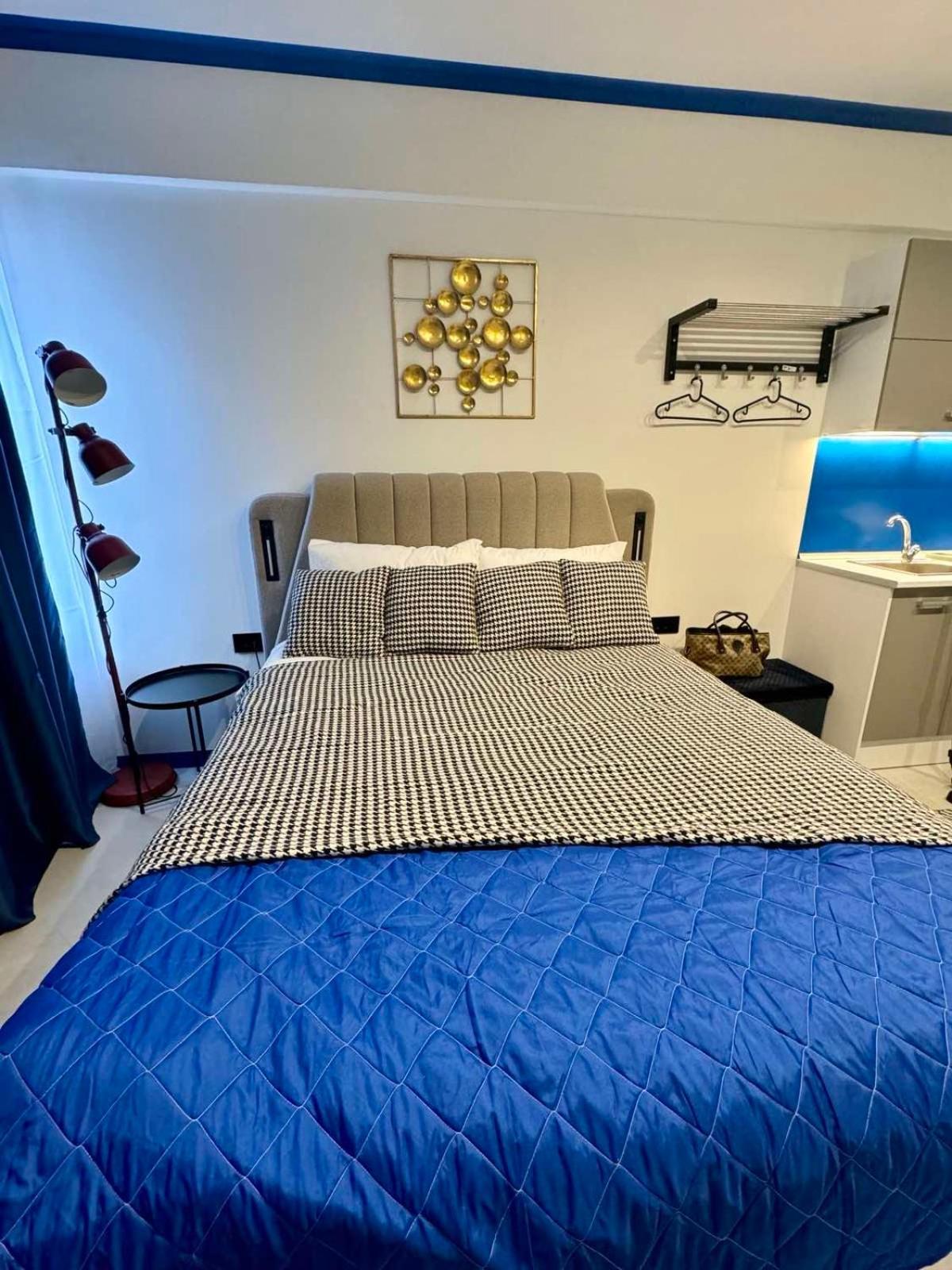 Voulis 45 Plaka Suite By Zeussuites Athen Eksteriør billede