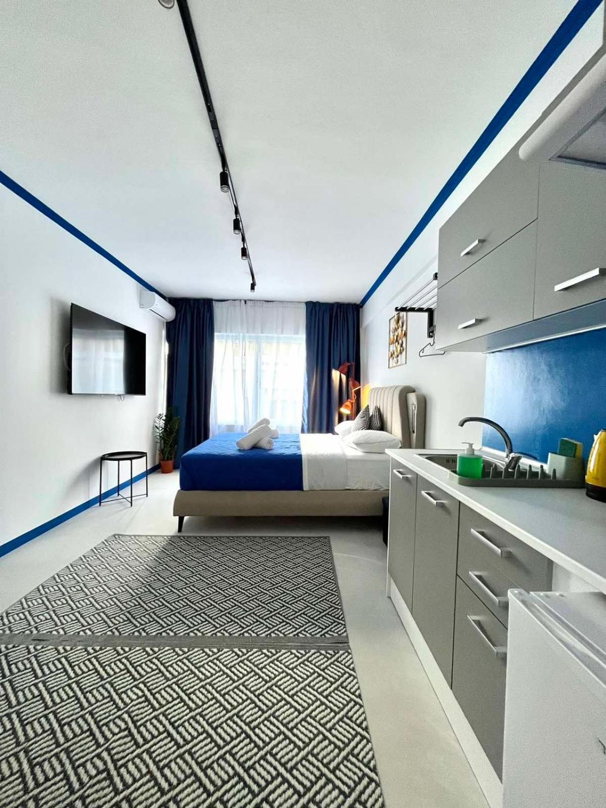 Voulis 45 Plaka Suite By Zeussuites Athen Eksteriør billede