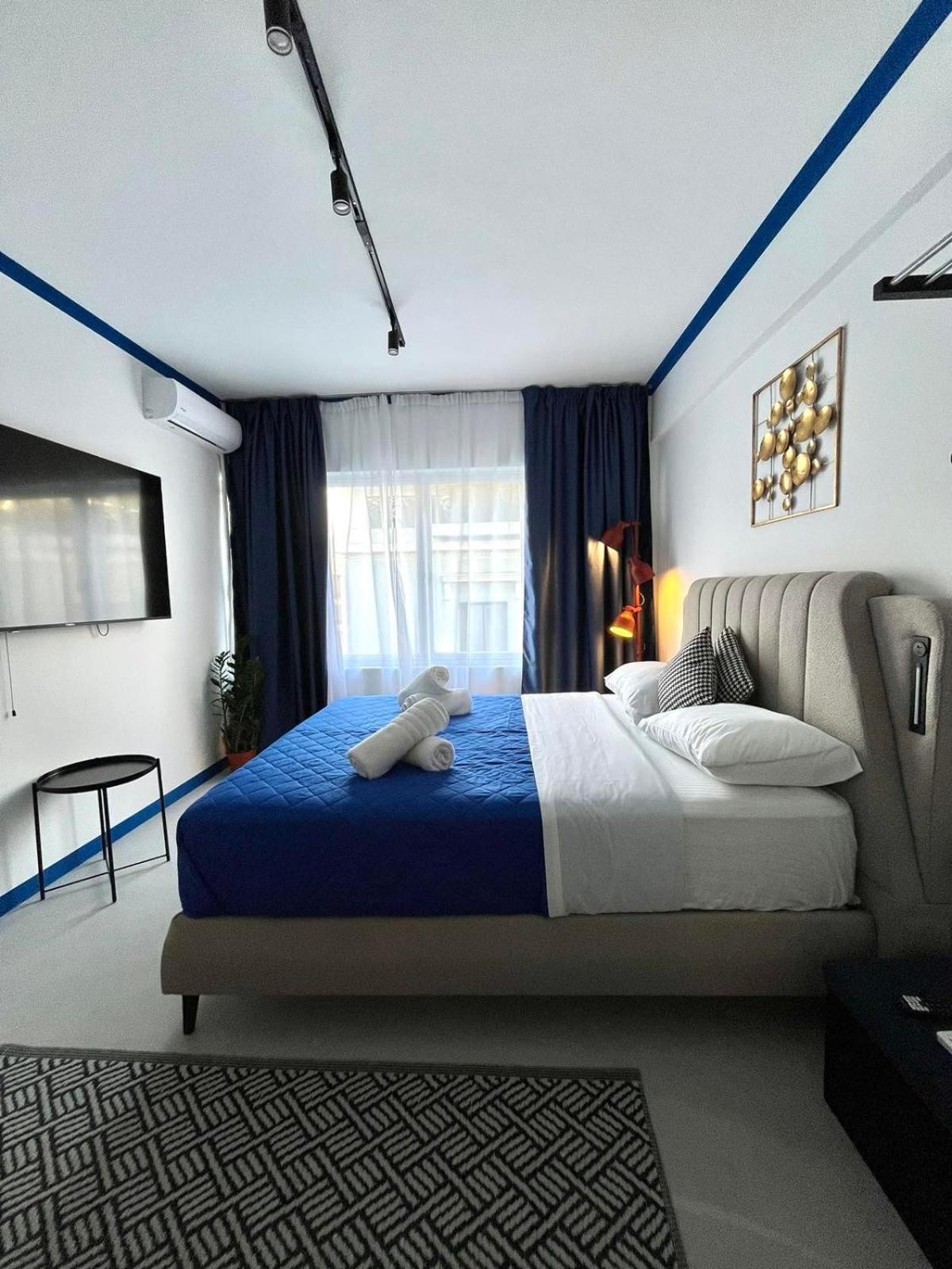 Voulis 45 Plaka Suite By Zeussuites Athen Eksteriør billede
