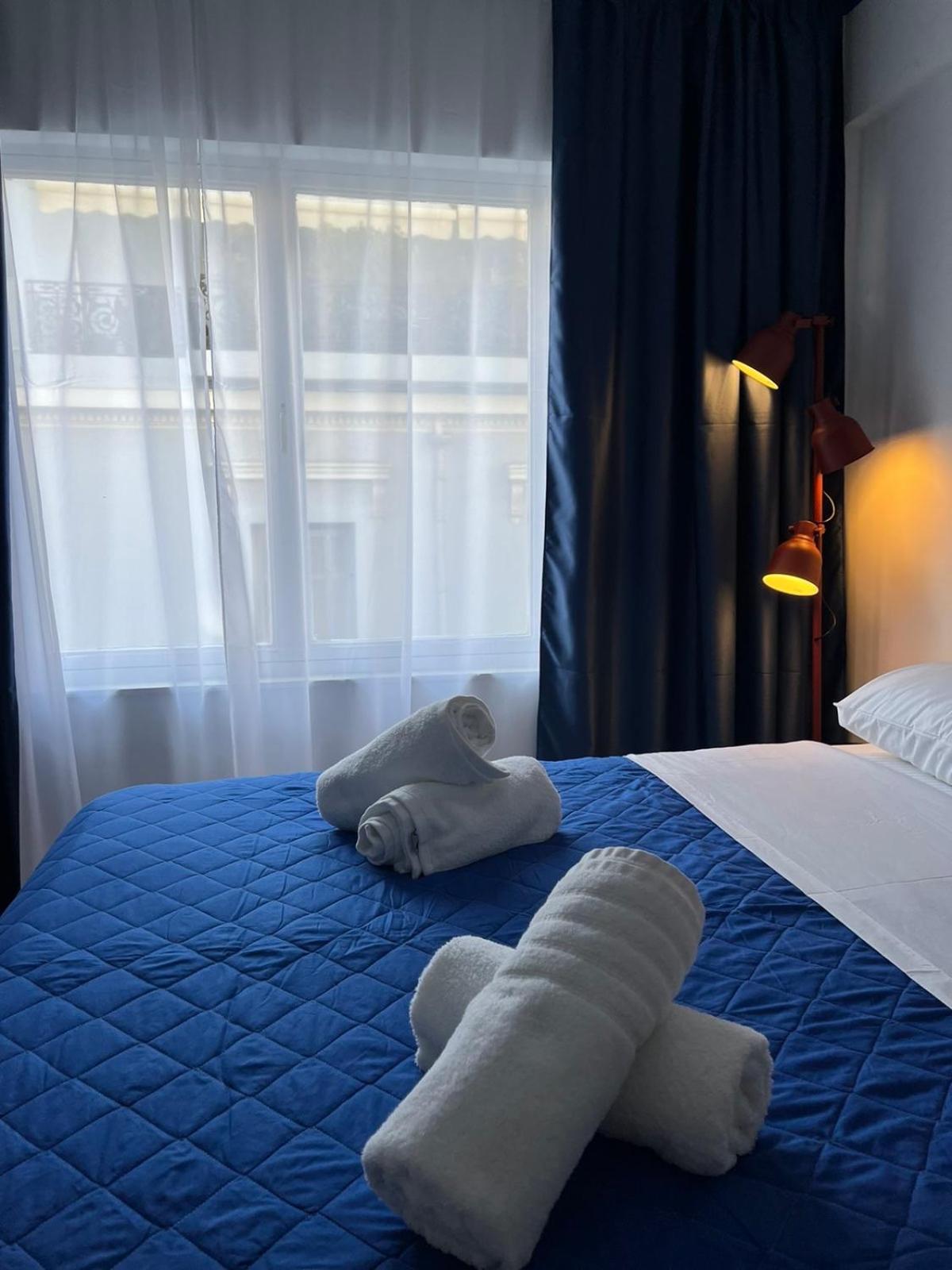 Voulis 45 Plaka Suite By Zeussuites Athen Eksteriør billede