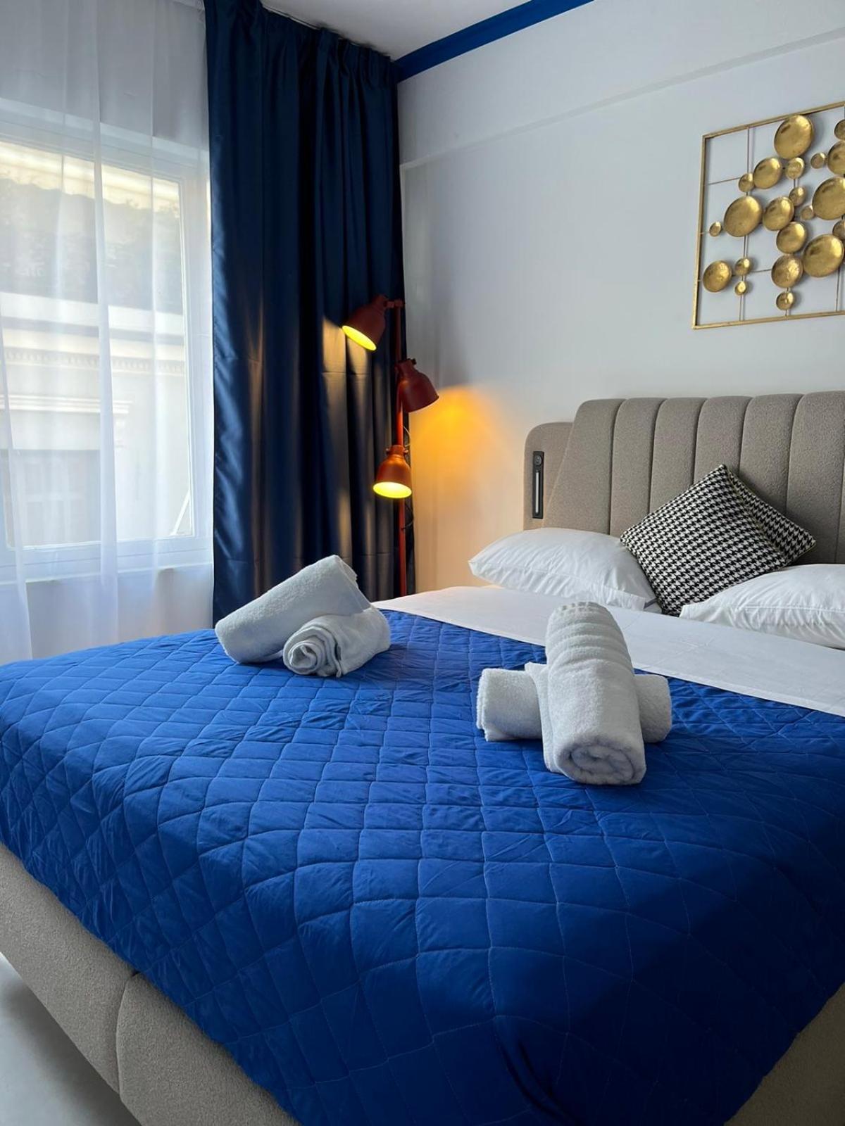 Voulis 45 Plaka Suite By Zeussuites Athen Eksteriør billede